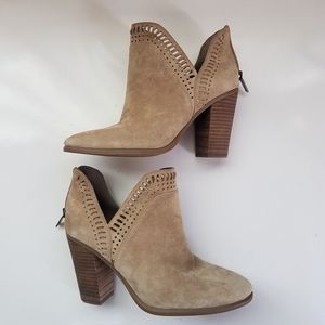 Vince Camuto suede heel ankle boots size 5